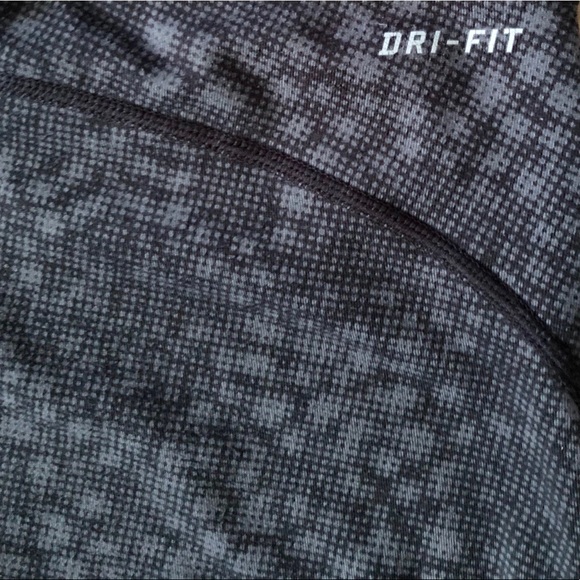 Nike Dri Fit Crop Leggings, Size: M - Picture 7 of 7